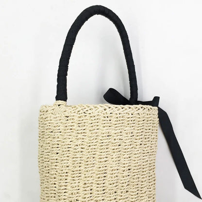 Summer Aesthetics: Chic Straw Woven Bucket Bag
