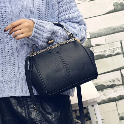 Womens Luxury Clips Shoulder Bags