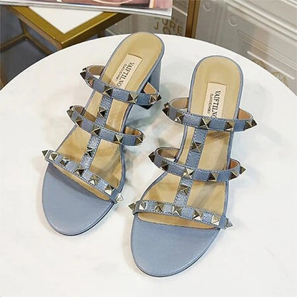 High-End Genuine Leather Flat Sandals: Luxury Open-Toe Style