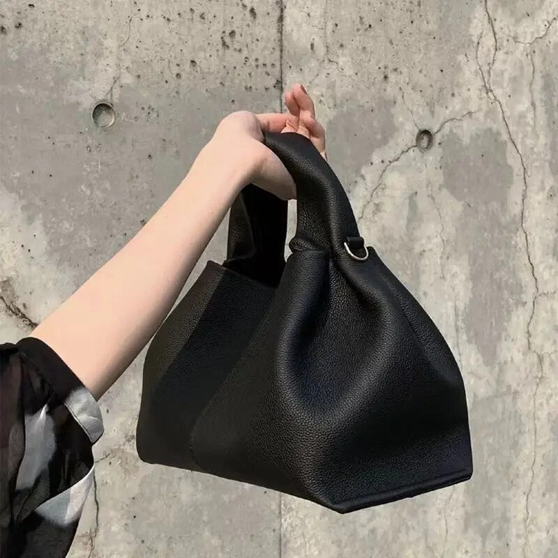 Designer High-Capacity Shoulder Bag: Simple Solid Color Tote for Women
