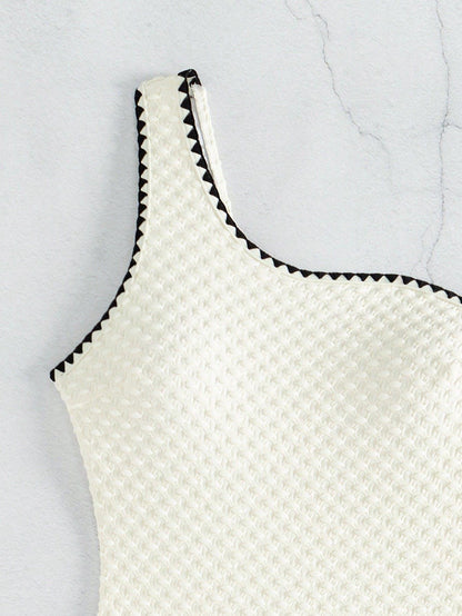 Two Pieces New White Bandage Stripe Bikini