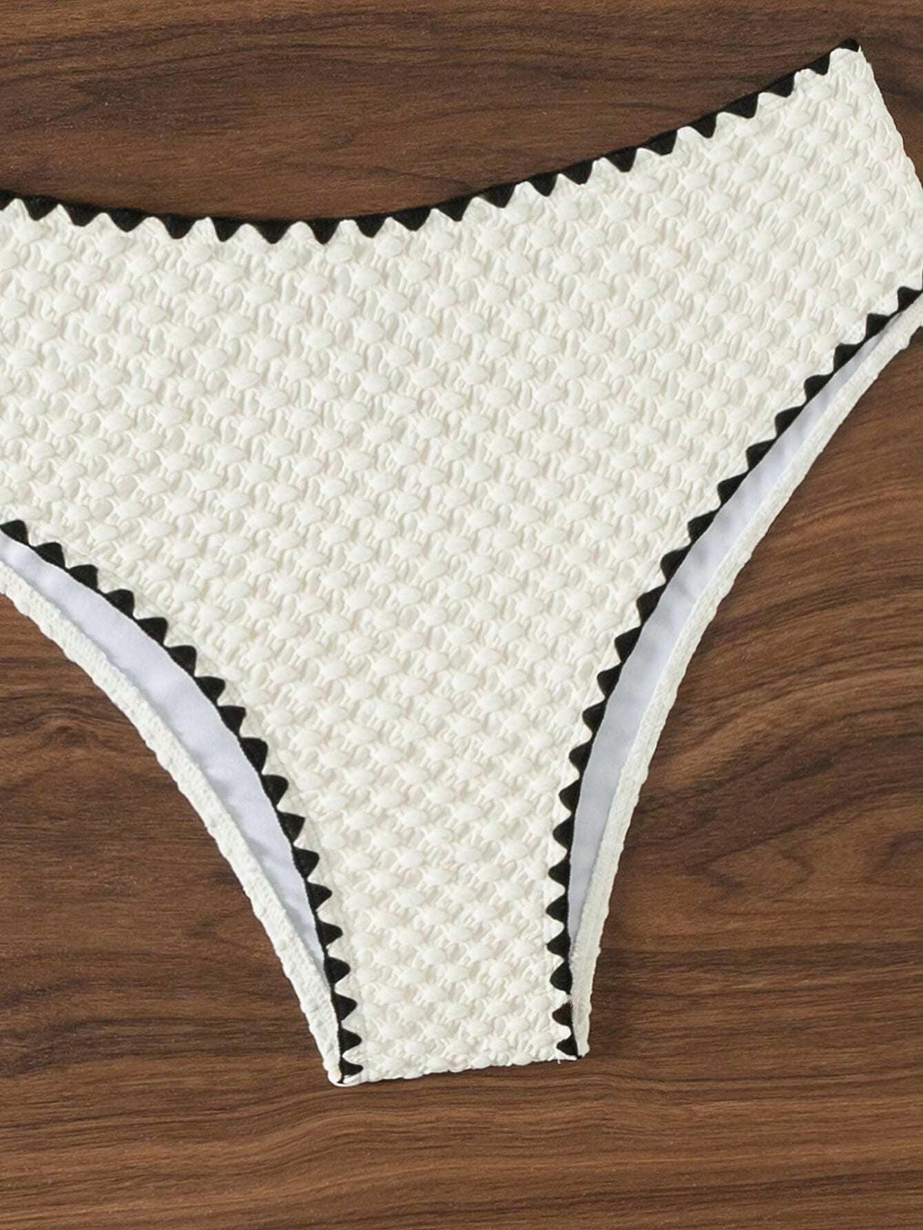 Two Pieces New White Bandage Stripe Bikini