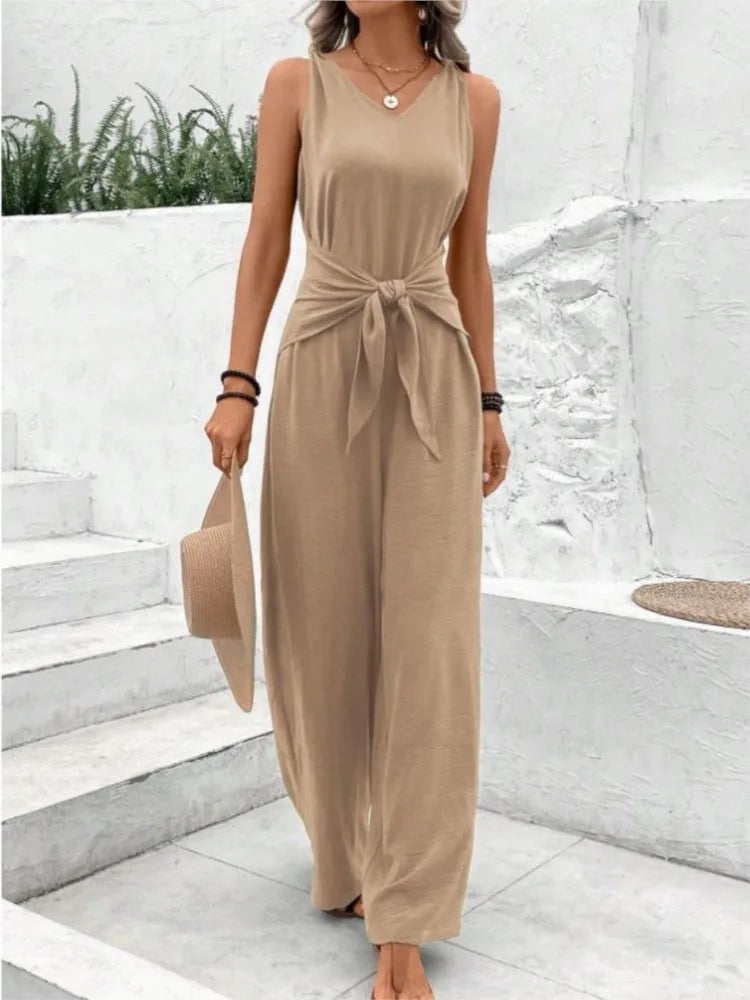 Relaxed Tailoring: Solid-Color Short-Sleeve Wide-Leg Playsuit