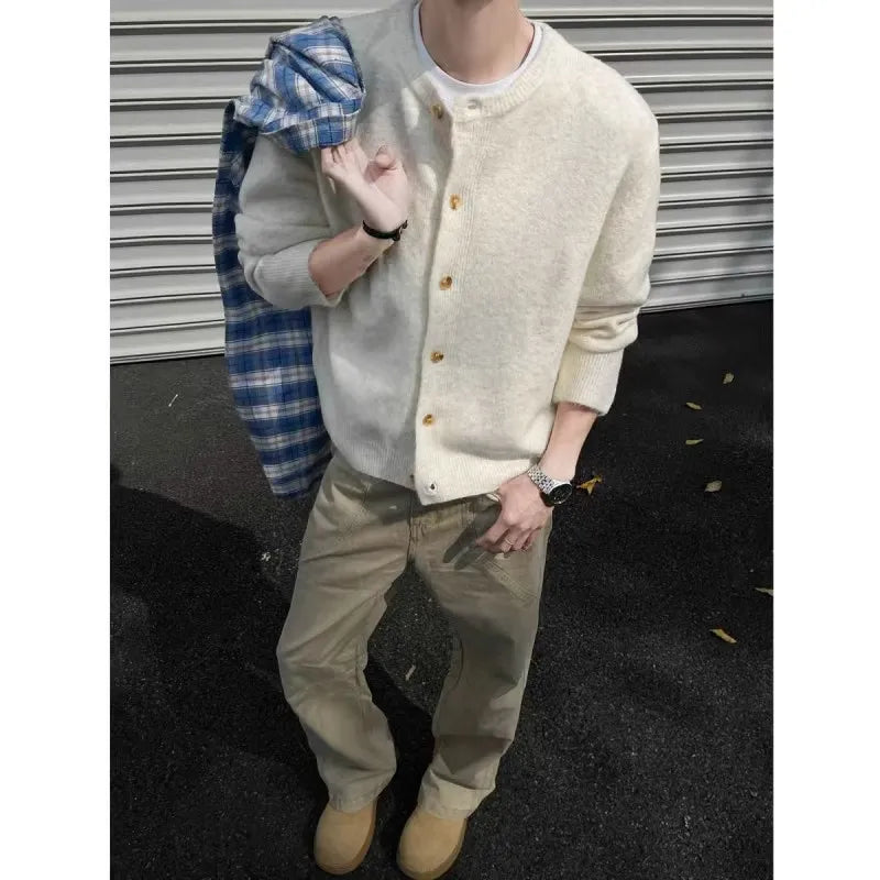 Round Neck Men Knitted Cardigan Sweaters
