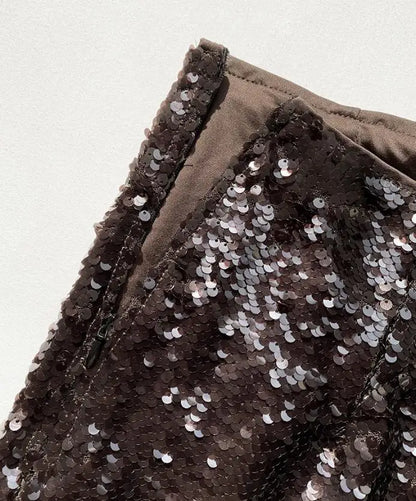 Chic Solid Color Back Zipper Women Shorts