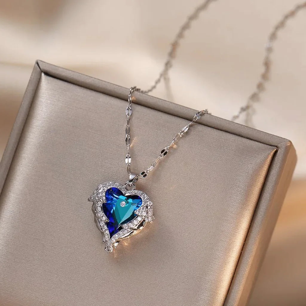 Heart Shaped All Pearl Necklace