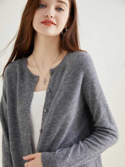 100% Merino Wool Knit Cardigan for Women – Timeless Vintage Style