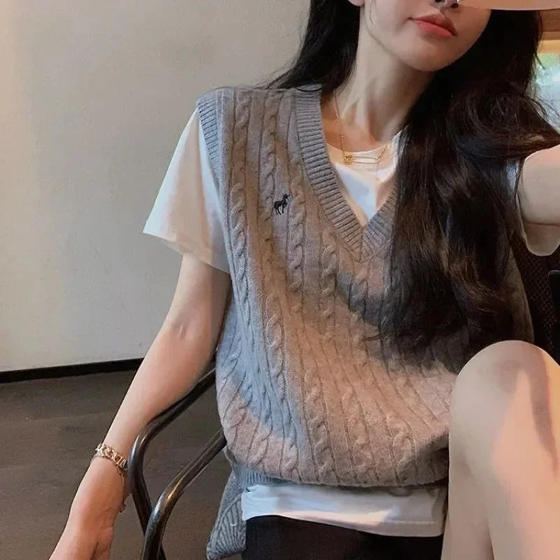 Fantastic Vest Sleeveless Knitted Crop Sweater