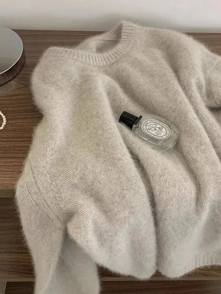 Autumn Winter Hot Sale New Acrylic Loose Drop Shoulder Round Neck Color Matching Long Sleeve Knitted Sweater For Women