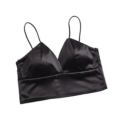 Textured Detail: V-Neck Ribbed Zipper Crop Top