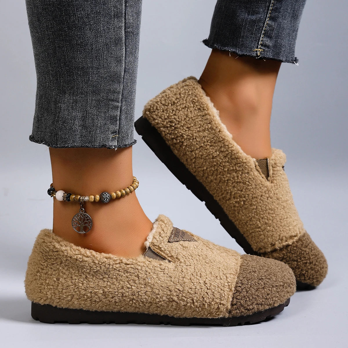 Women’s Warm Slip-On Winter Sneakers – Breathable Cotton Casual Ankle Boots with Anti-Slip Sole