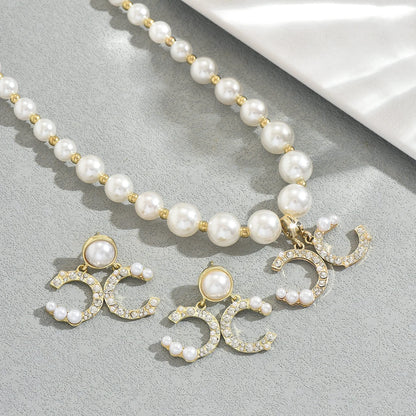 A Z Letter 6mm Imitation Pearls Necklace For Women