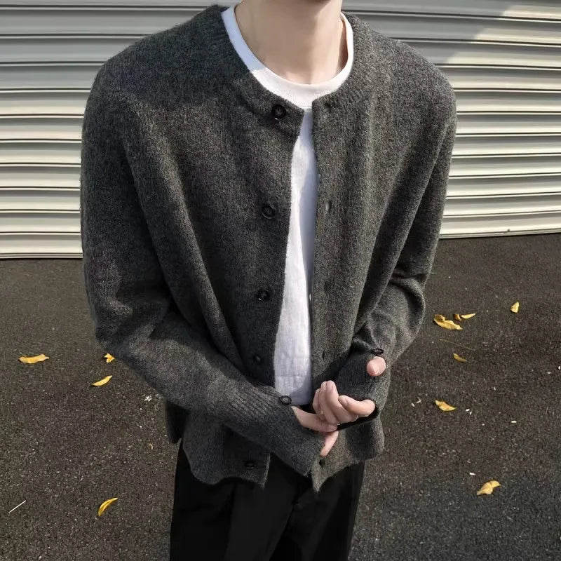Round Neck Men Knitted Cardigan Sweaters