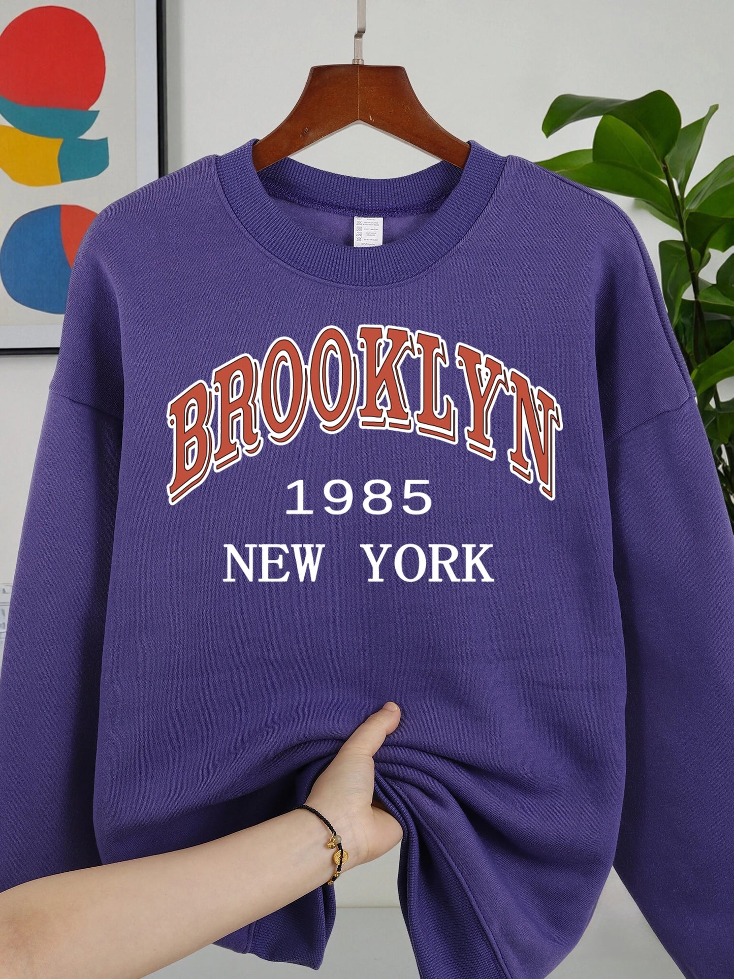 New York Printed Crew Neck Sweatshirts