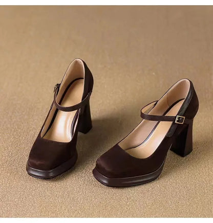 Retro Charm Mary Jane Heels – Chunky Platform Elegance