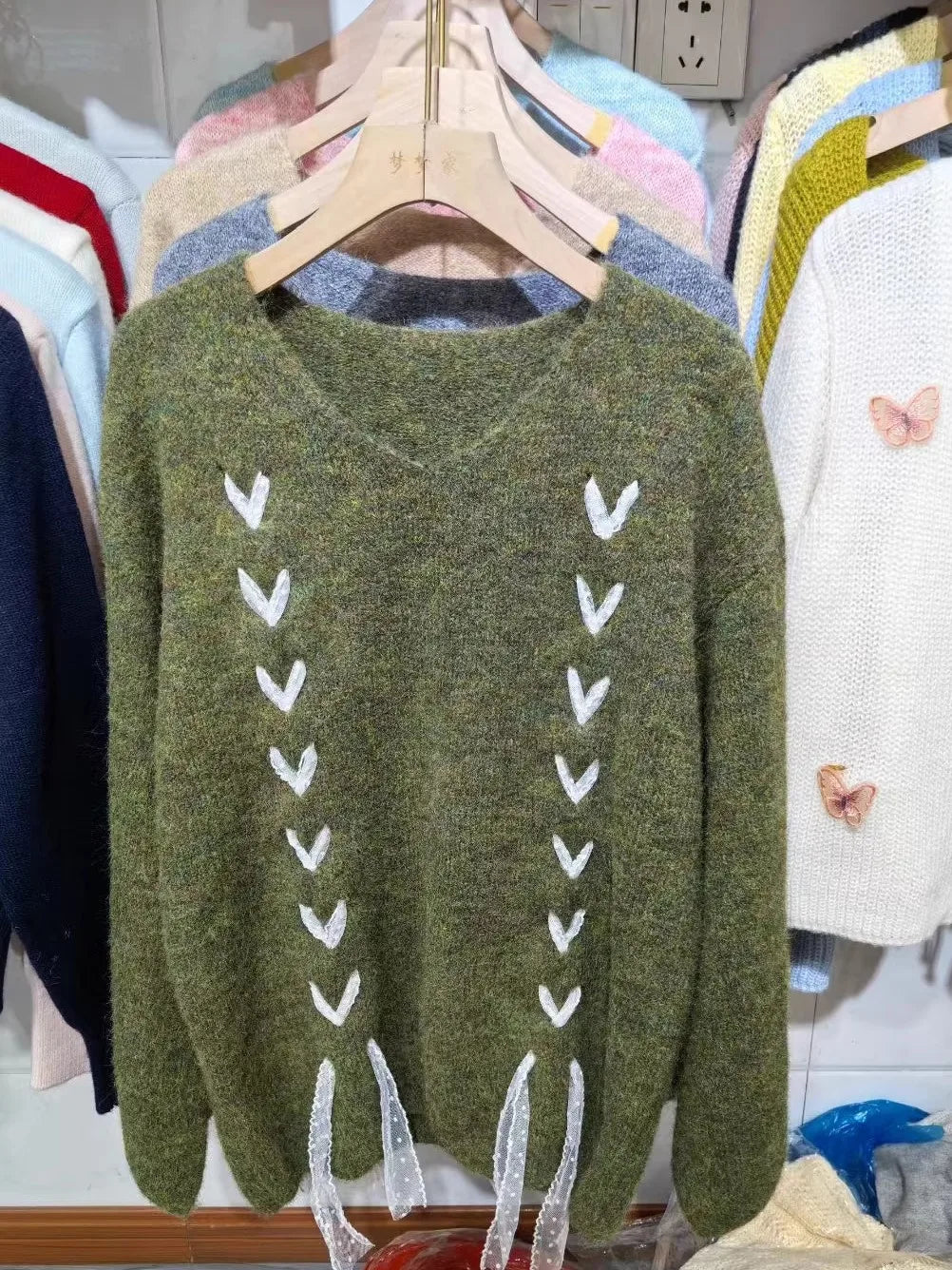 2025 Flower Jacquard Pullover Sweater For Women Elegant Autumn Winter Knitted Top Casual Fashion Sweater For Women