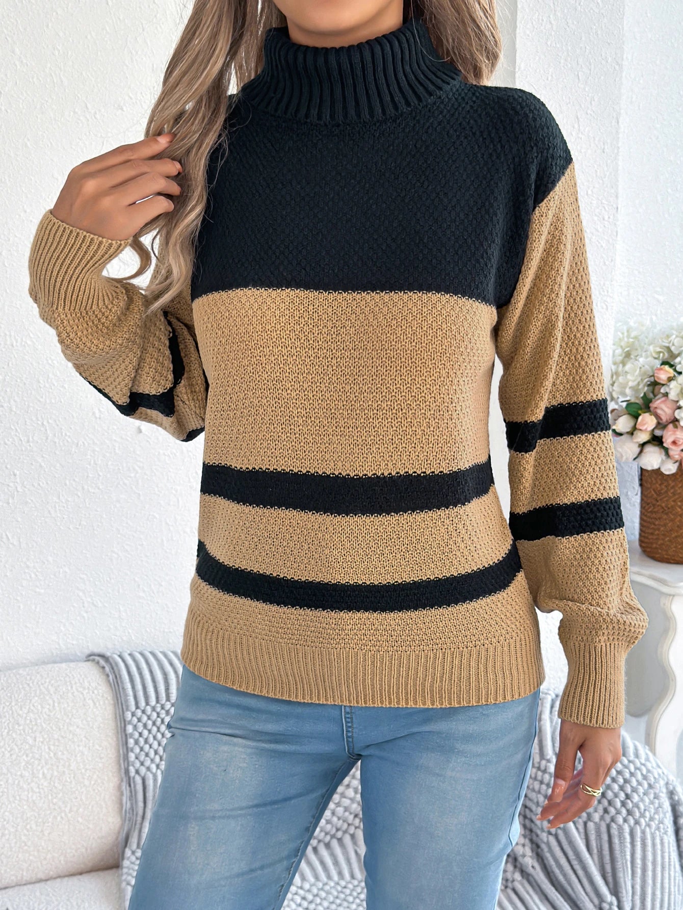 Women Contrast Stripes Turtleneck Sweater