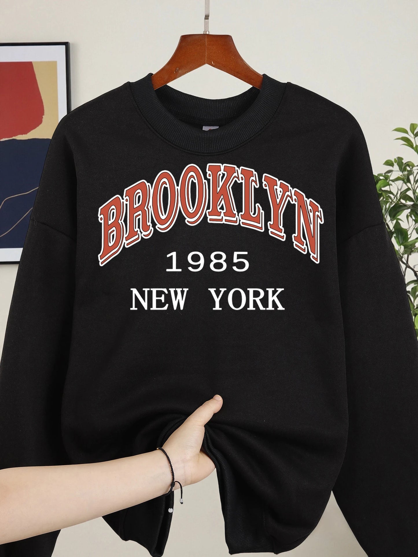 New York Printed Crew Neck Sweatshirts