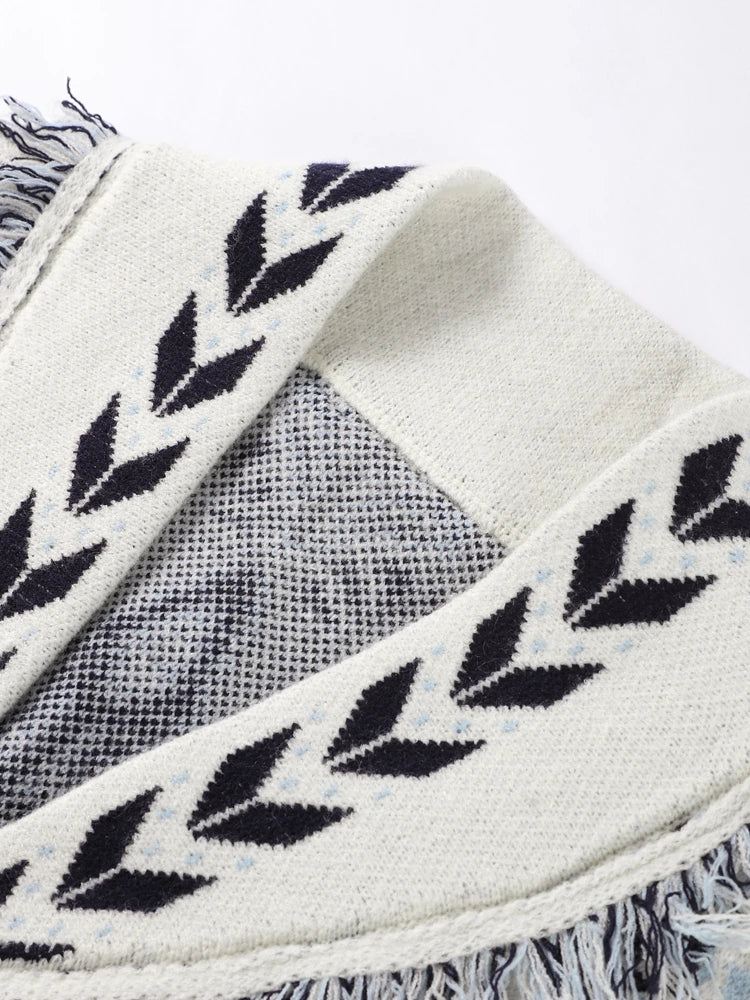 American Vintage Jacquard Chic Sweater