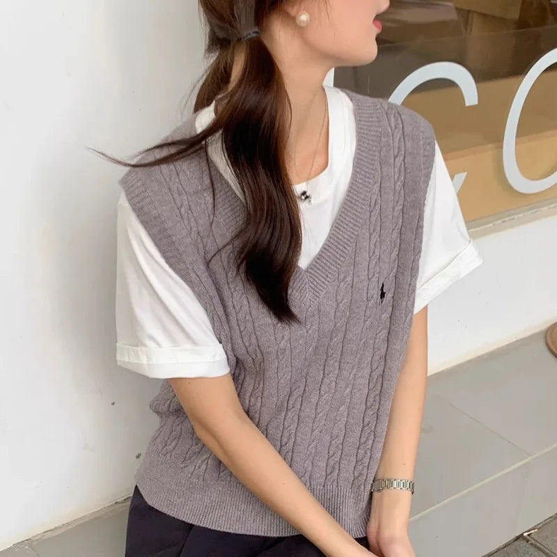 Fantastic Vest Sleeveless Knitted Crop Sweater