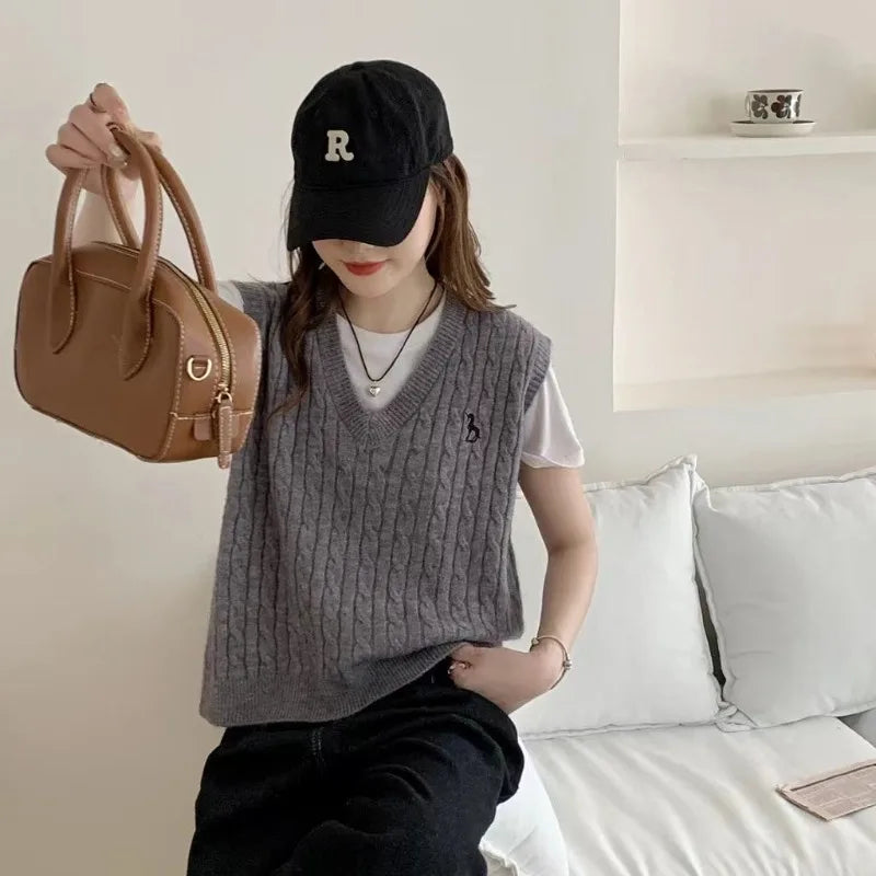 Fantastic Vest Sleeveless Knitted Crop Sweater