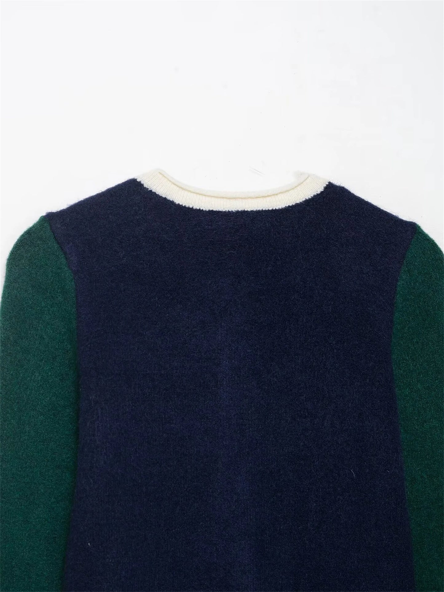 Color-Block Knit Cardigan for Women – 2025 Fashion Trend