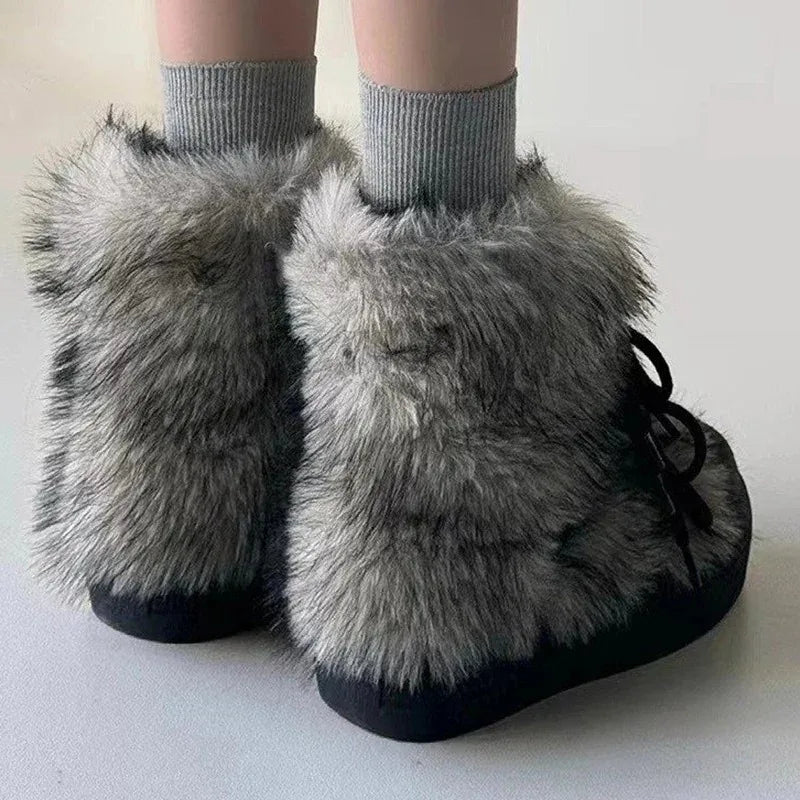 Cold Fighter Furr Plush Warmy Feeling Designer Boots For Women