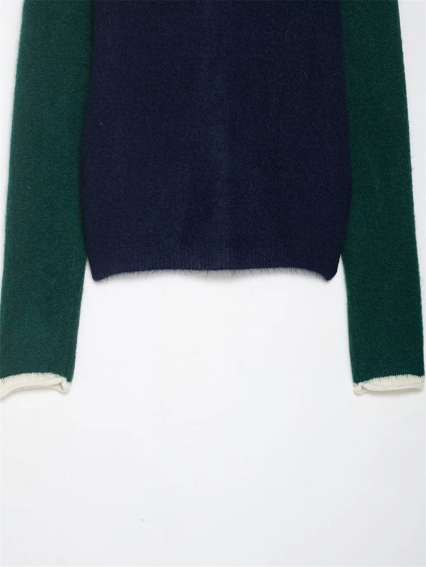 Color-Block Knit Cardigan for Women – 2025 Fashion Trend