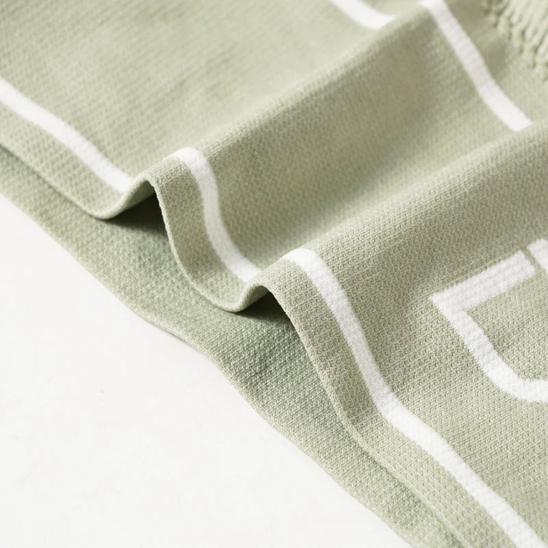 Active Lifestyle: Sporty Ribbed Grey Sports Bra