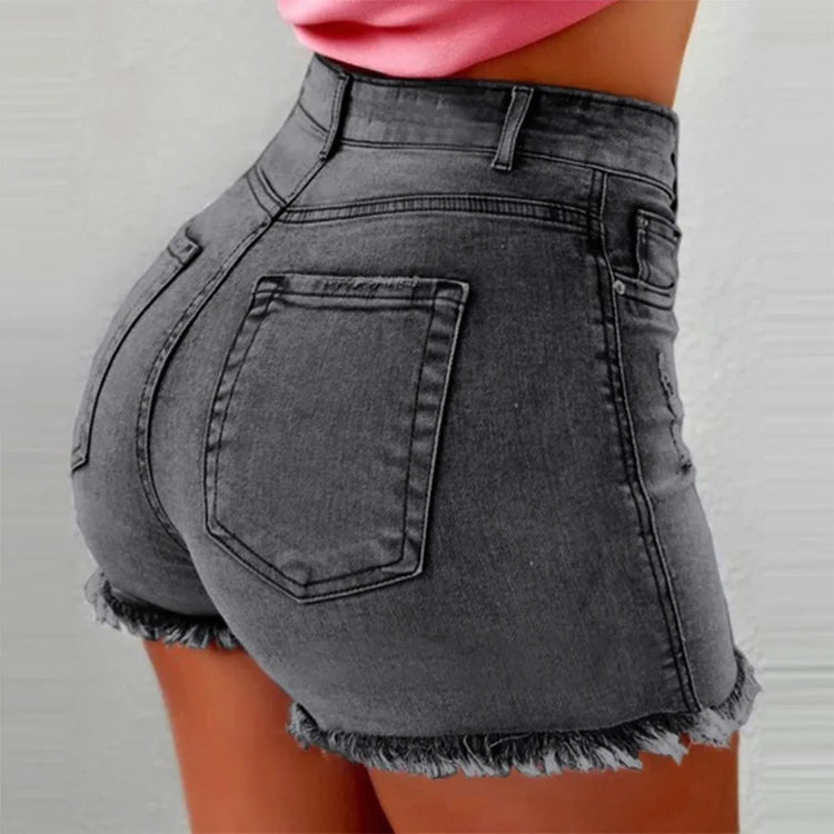 Effortless Summer Styling: High-Waist Frayed Denim Shorts