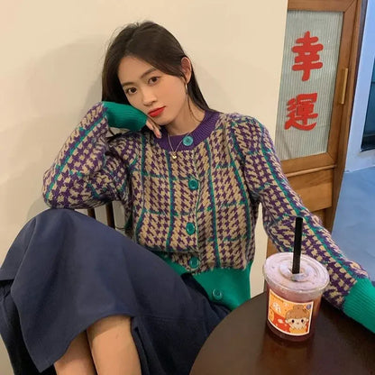 Vintage Side Pockets Batwing Sleeve Womens Knitted Cardigan