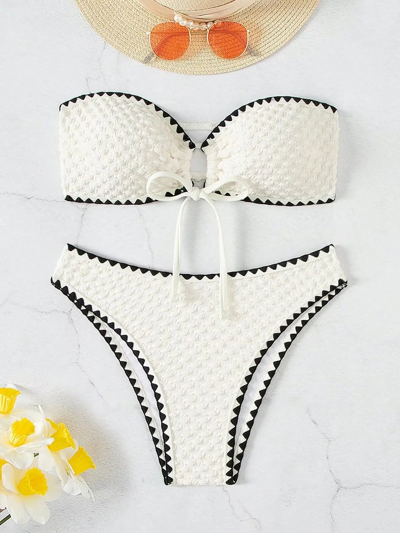 Two Pieces New White Bandage Stripe Bikini