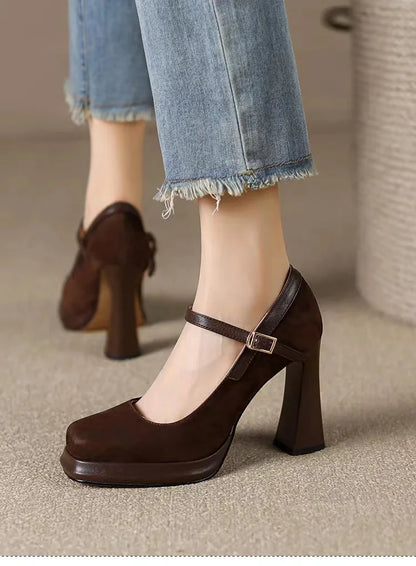 Retro Charm Mary Jane Heels – Chunky Platform Elegance