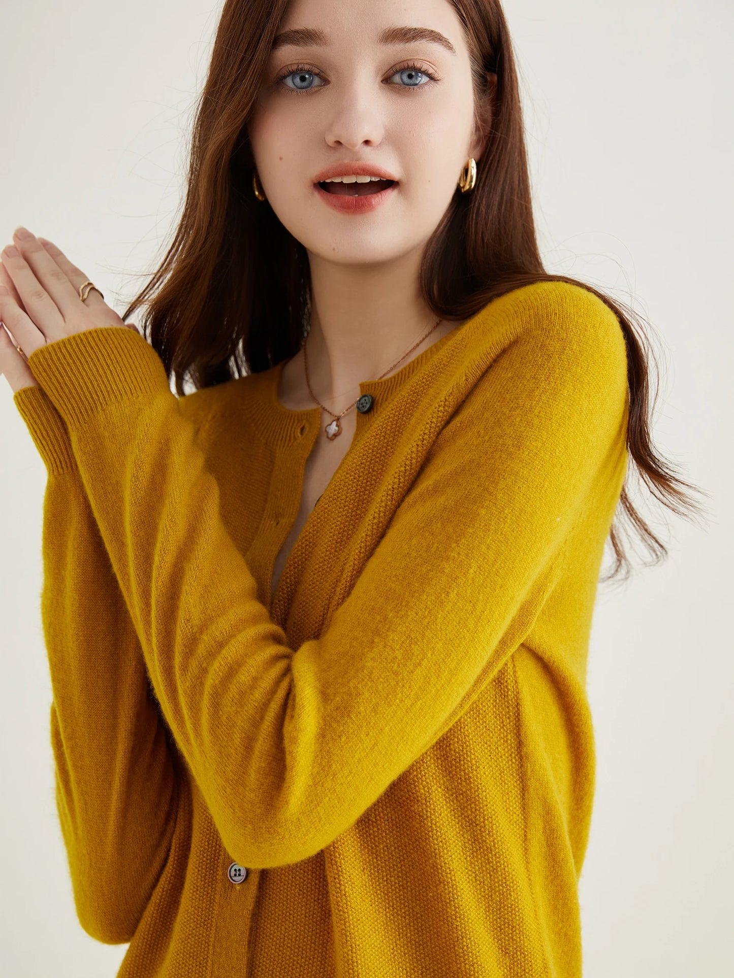 100% Merino Wool Knit Cardigan for Women – Timeless Vintage Style