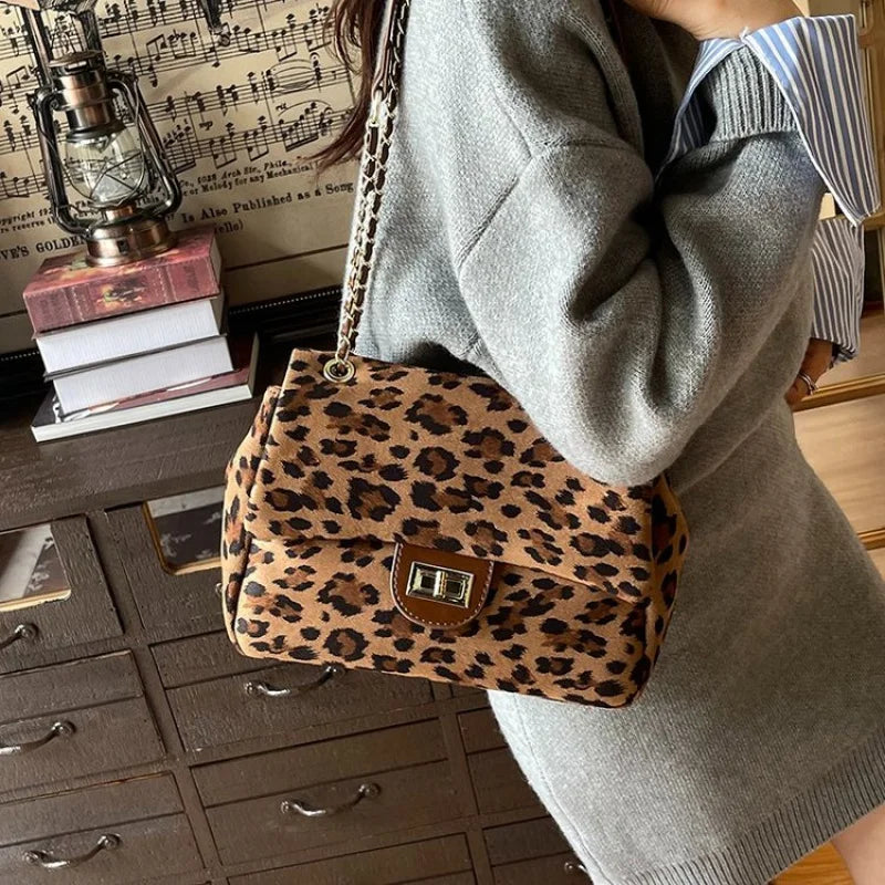 Retro Classic Solid Color Handbag Kiss Lock Top Handle Crossbody Shoulder Bag For Women