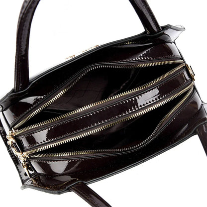 Sophisticated Edge: Crocodile-Pattern Designer Leather Handbag