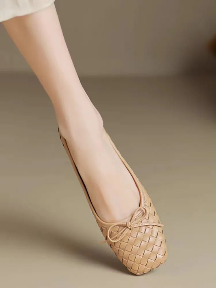 Designer Weave Loafers: Stylish 2023 Summer Flats for Women