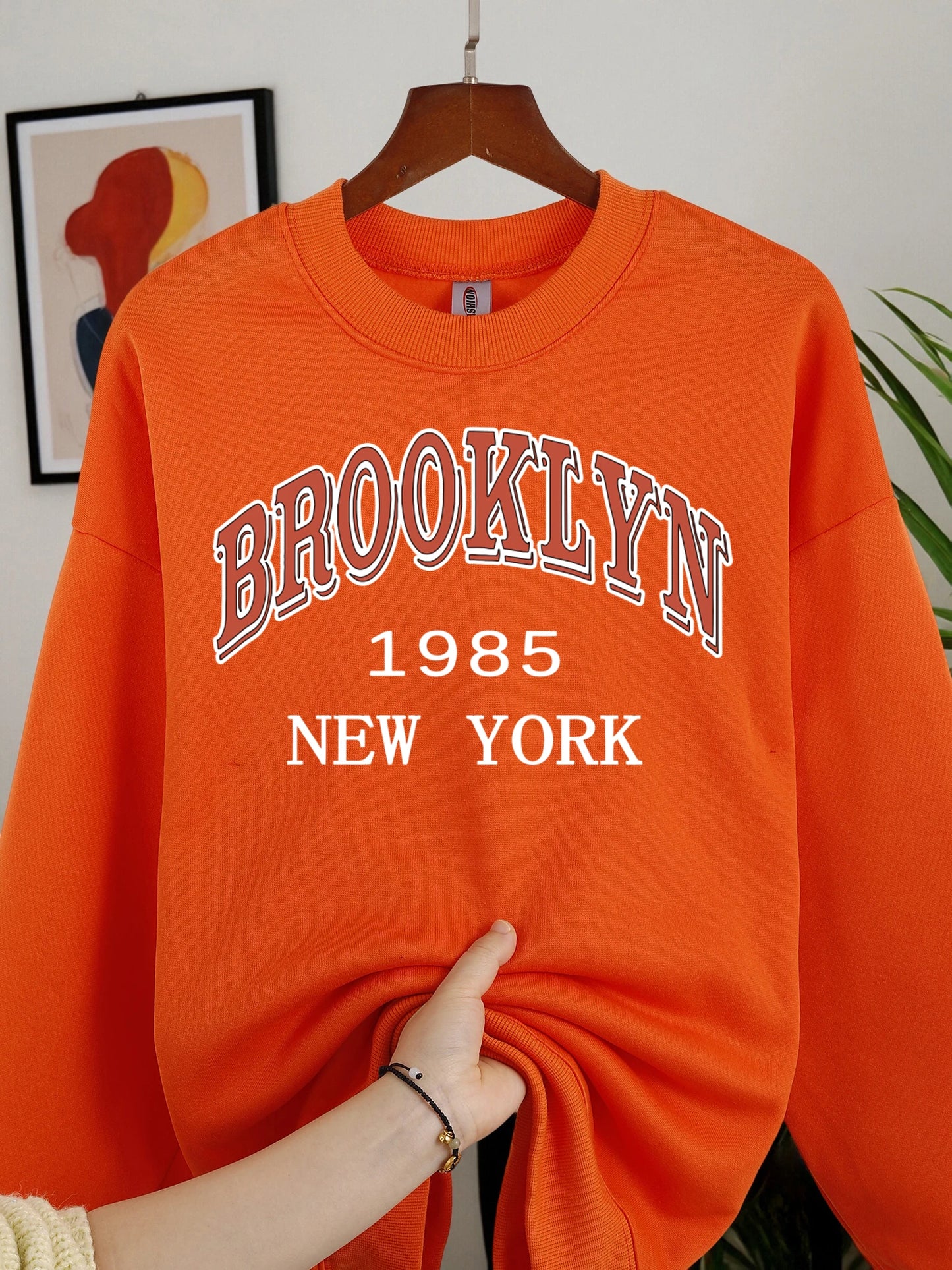 New York Printed Crew Neck Sweatshirts