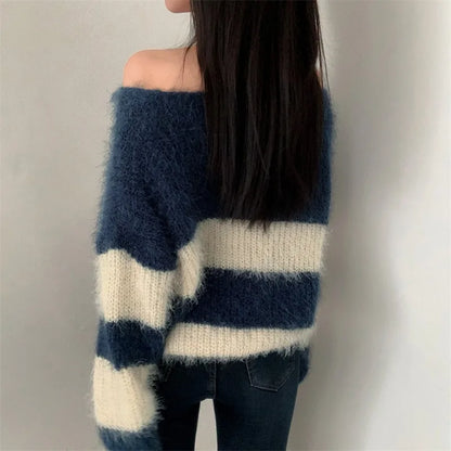 Cool Elegant Striped Loose Style Women Winter Sweaters