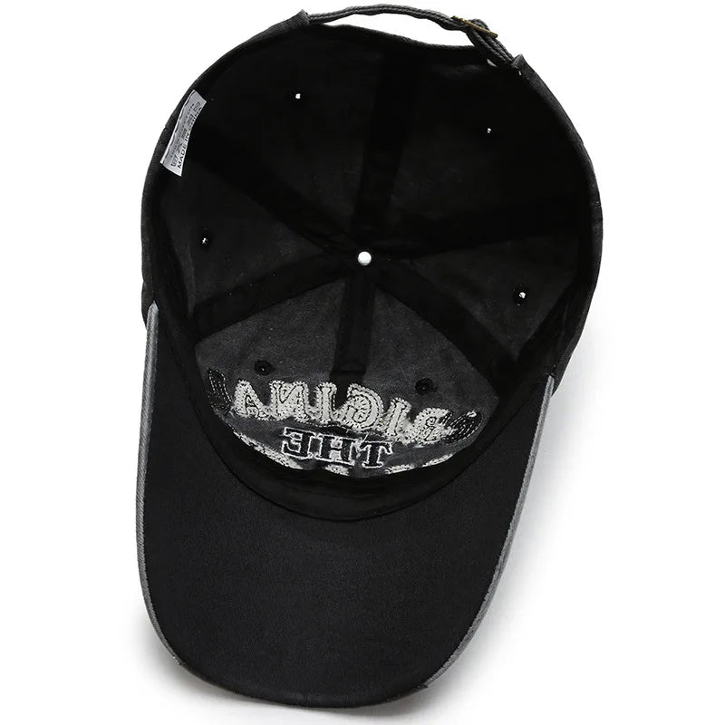 Urban Heritage: Vintage Washed Cotton 1962 Embroidery Snapback