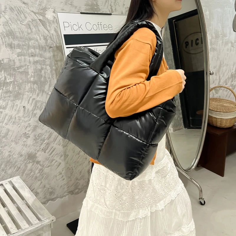 Quilted Winter Shoulder Bag Large Capacity Elegant Cloud Cotton Padded Tote For Fashionable Vacations