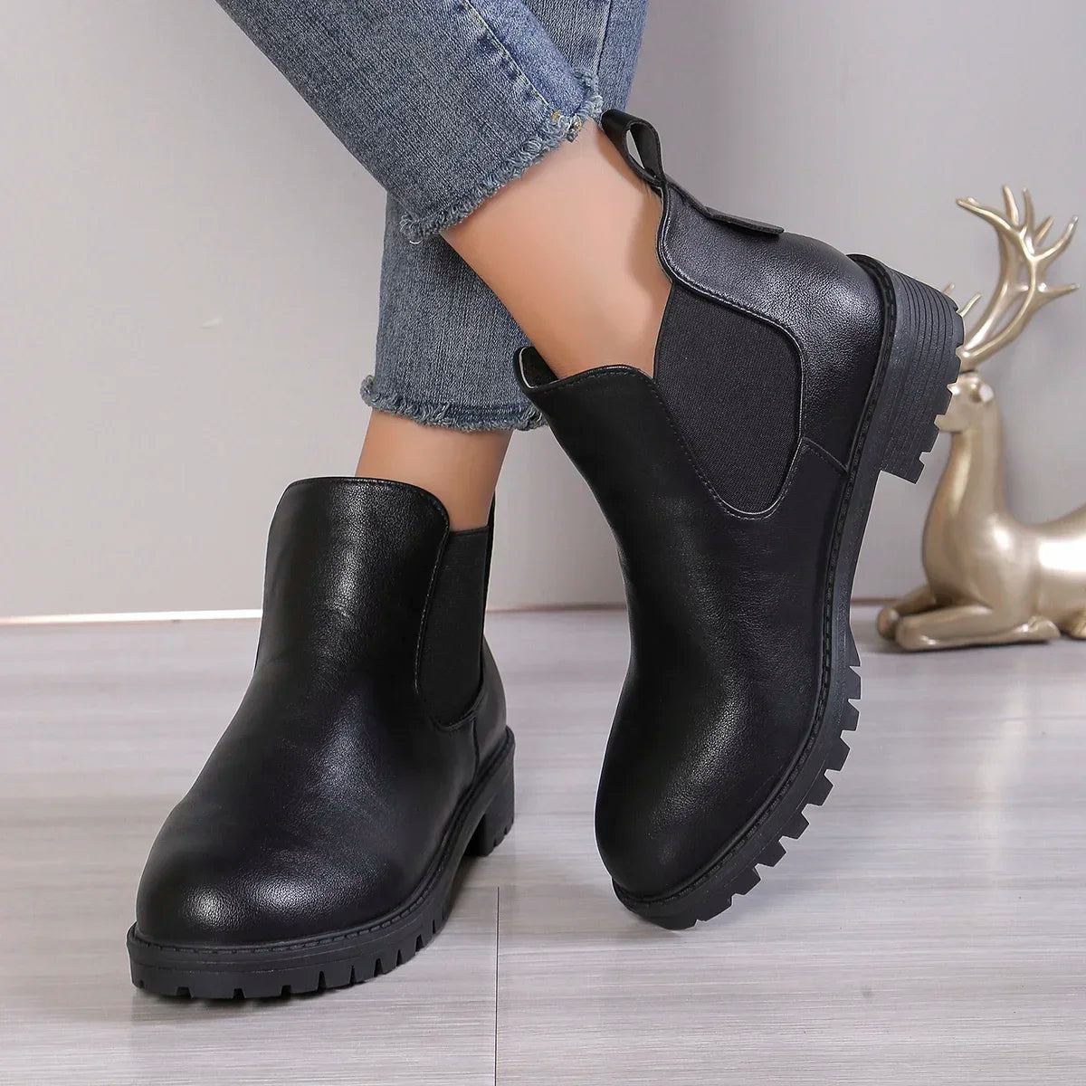 Women Cow Leather Round Toe Thick Sole Ankle Chelsea Boots