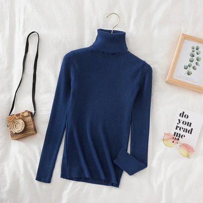 Timeless Basic: Solid Cashmere-Blend Turtleneck Jumper