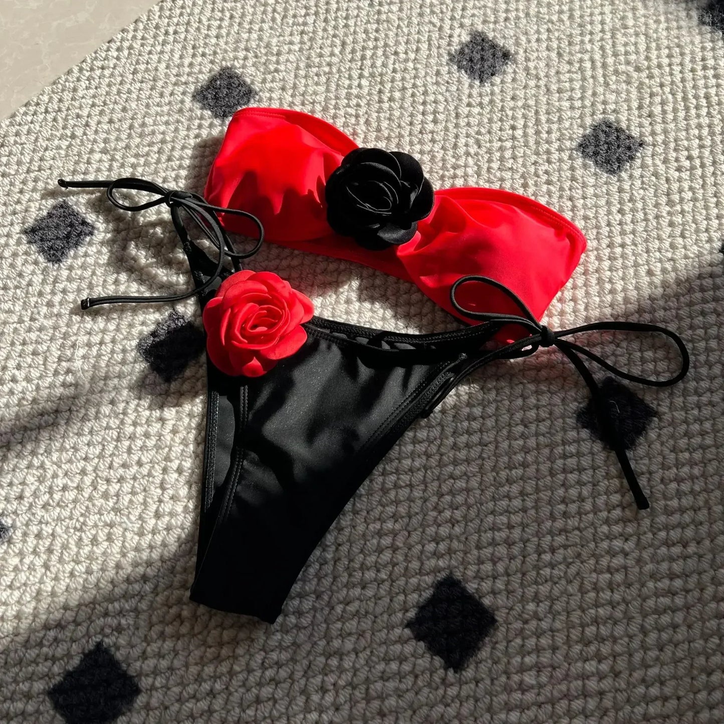 Sophisticated Black Bikini with White 3D Rose Details Aesthetic