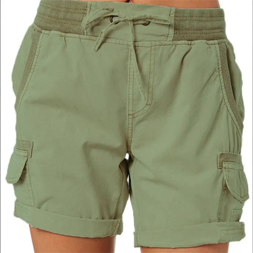 Effortless Summer Days: Casual Linen Cargo Shorts Outfit