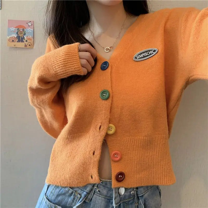 Cute Cropped V-Neck Knit Cardigan for Women – 2025 Autumn Trend