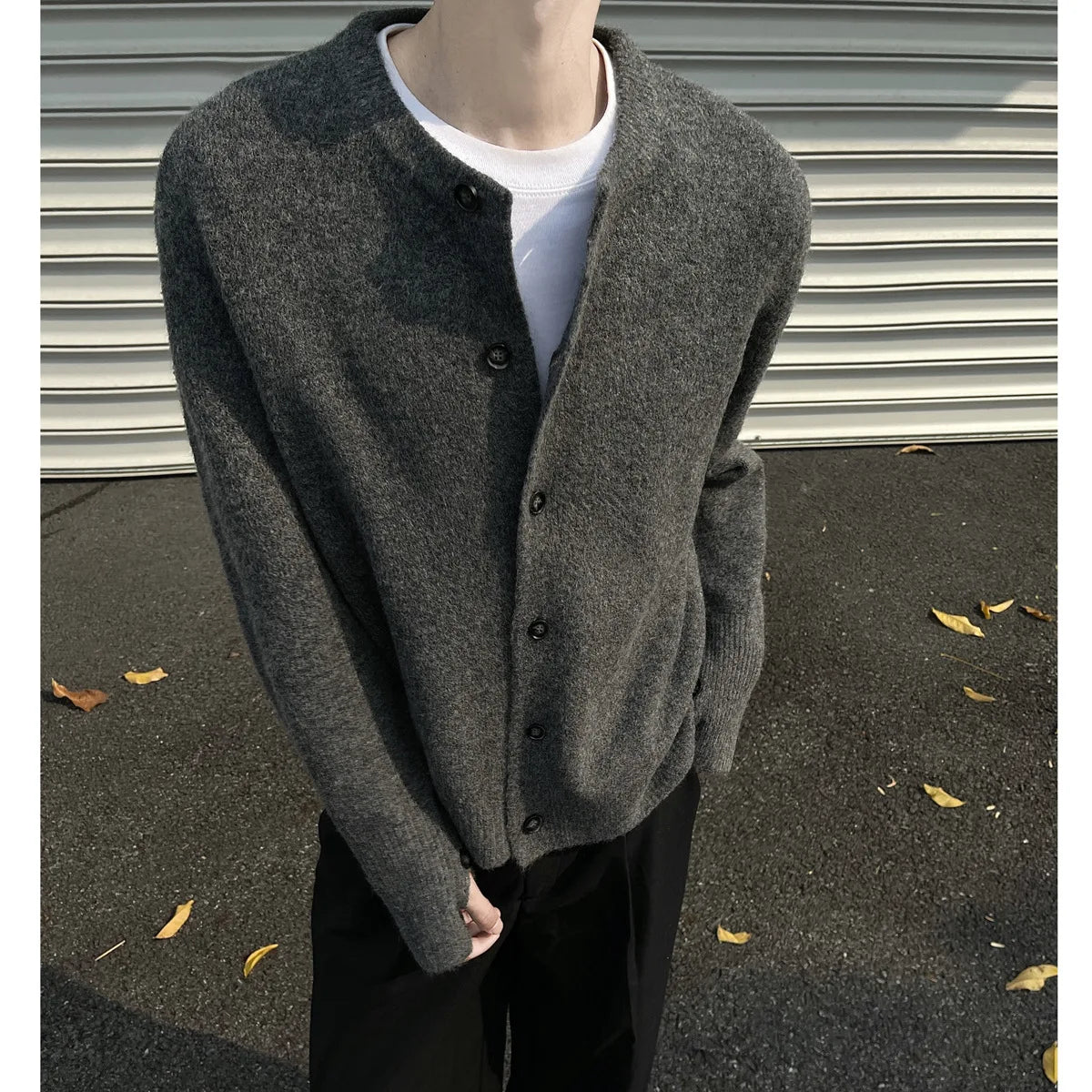 Round Neck Men Knitted Cardigan Sweaters