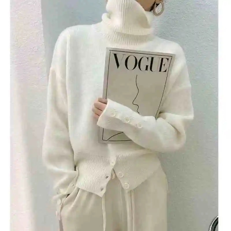 Cozy Black Turtleneck Sweater for Winter City Dates