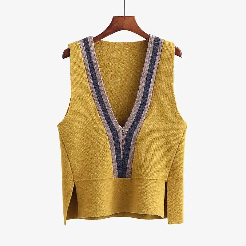 2024 Womens Hooded Sleeveless Knit Vest