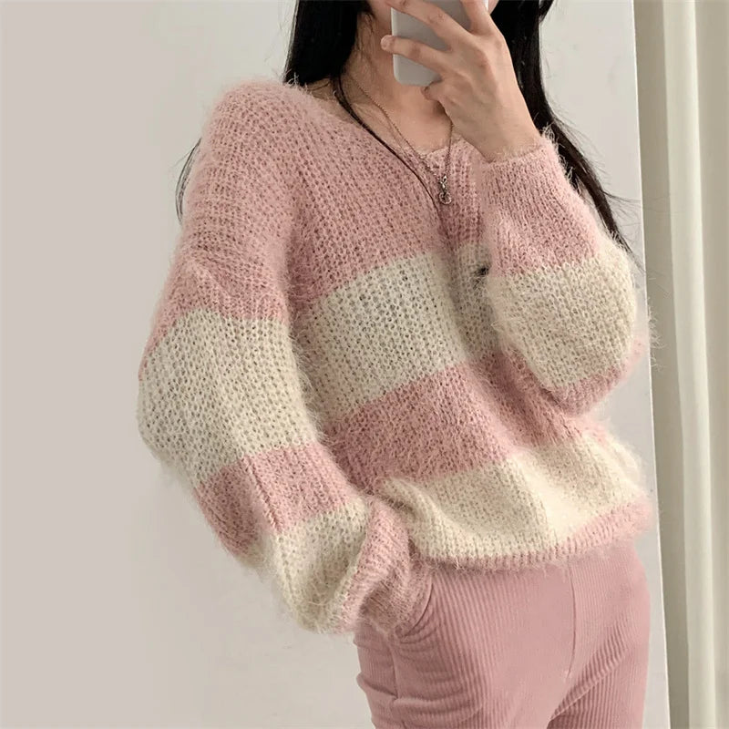 Cool Elegant Striped Loose Style Women Winter Sweaters